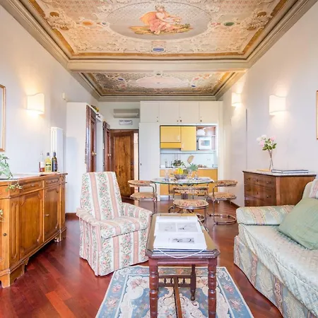 Botticelli-a Flat With A View, On Santo Spirito Appartamento